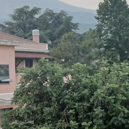 Dimora Vista Etna * 特雷卡斯塔尼